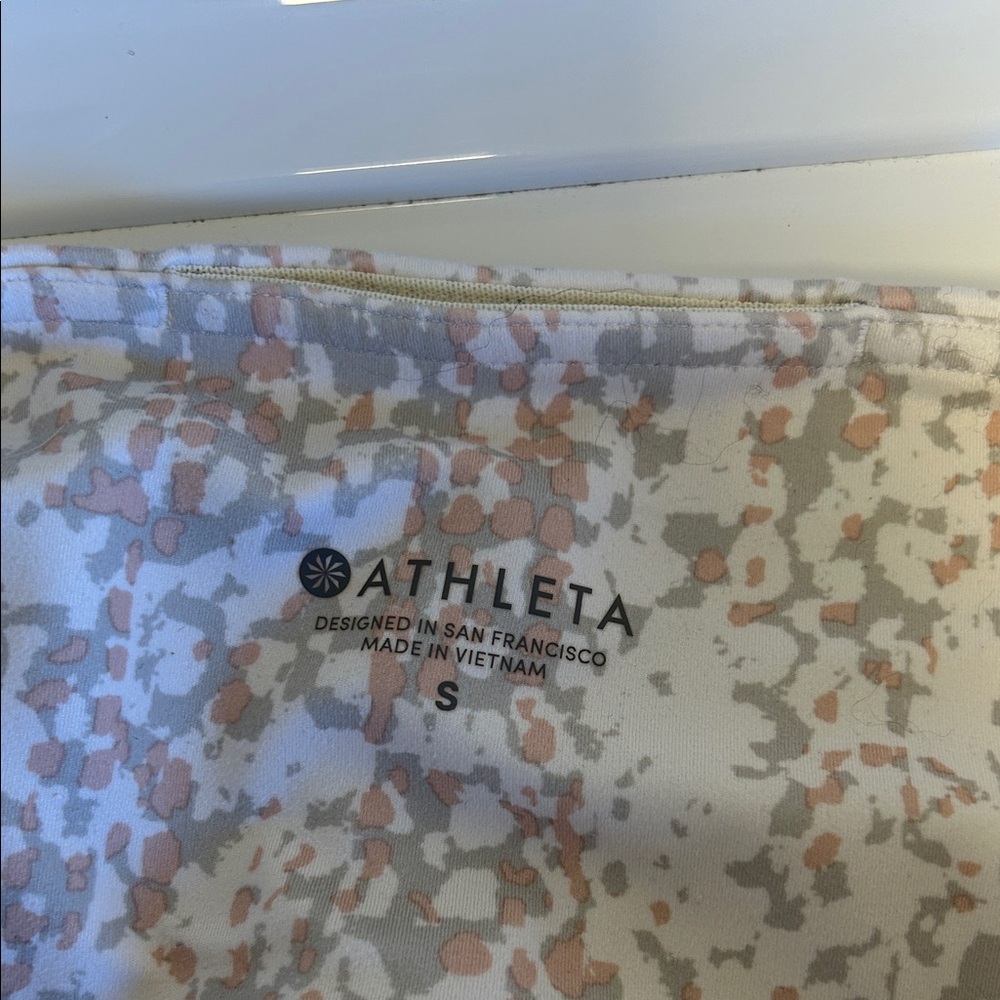 Athleta Cream and Peach Patterned Leggings